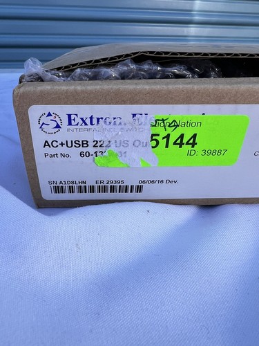 Extron AC/USB 222 US Outlets for Cable Cubby 60-1384-01 - Picture 4 of 4