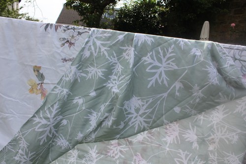 NB84d Dunelm King Duvet Set White Floral &Duck Egg 100% Cotton Reversible - Picture 7 of 7