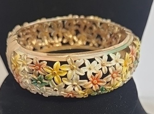 Vintage Multi Colored Flower Gold Tone Clasp Bangle Bracelet - Picture 1 of 8