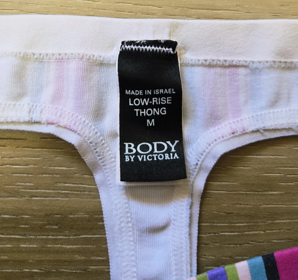 Tanga baja de nailon sin costuras lisas Body de BBV de colección Victoria's Secret M Foto 3 de 3