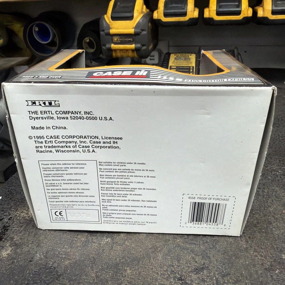 Ertl Case IH 2155 Cotton Express 1/64 Scale Model Die-Cast Metal - Image 2 of 4