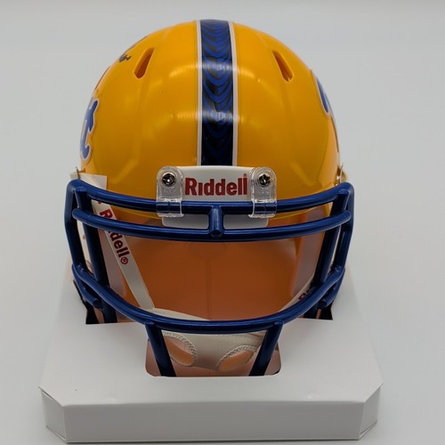 Kenny Pickett Signed Autographed Pitt Panthers Riddell Speed Mini Helmet Beckett - Picture 9 of 13
