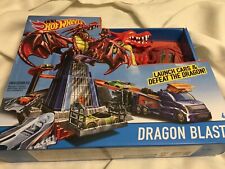 Hot Wheels Defeat the Track Dragon with Dragon Mattel DWL04