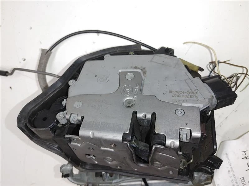 BMW X5 2003 actuador de bloqueo de puerta trasera para pasajeros Foto 4 de 4