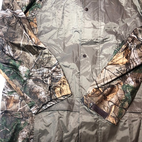 NEW XL Realtree Xtra RAIN COAT JACKET Lightweight Hooded Hunting Waterproof NWT - Picture 9 of 12