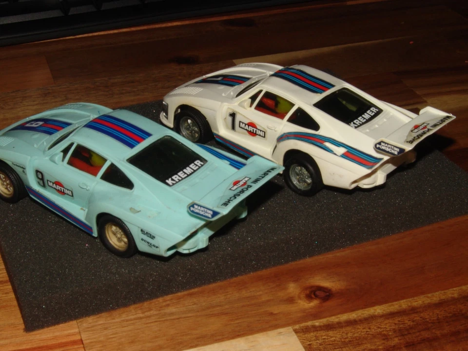 Lote de 3 Porsche 935 de Scalextric Exin ref 4067, 4067/71 y 4081/8312 - Imagen 4 de 4