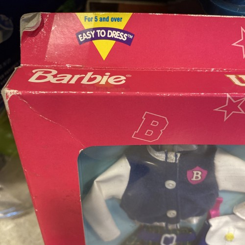 1998 Mattel Barbie University Fashions Blue Graduation Box Damage NIB - Picture 6 of 11