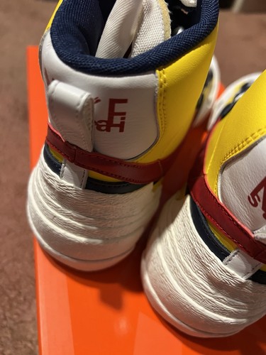2019 Nike Blazer Mid Sacai Snow Beach BV0072-700 US10.5 - Picture 4 of 11