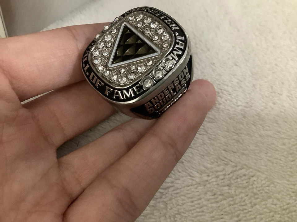 Monster Jam 2020 Hall Of Fame Truck w/ Replica Ring - 1 Of 1,000 Units - Image 3 of 4