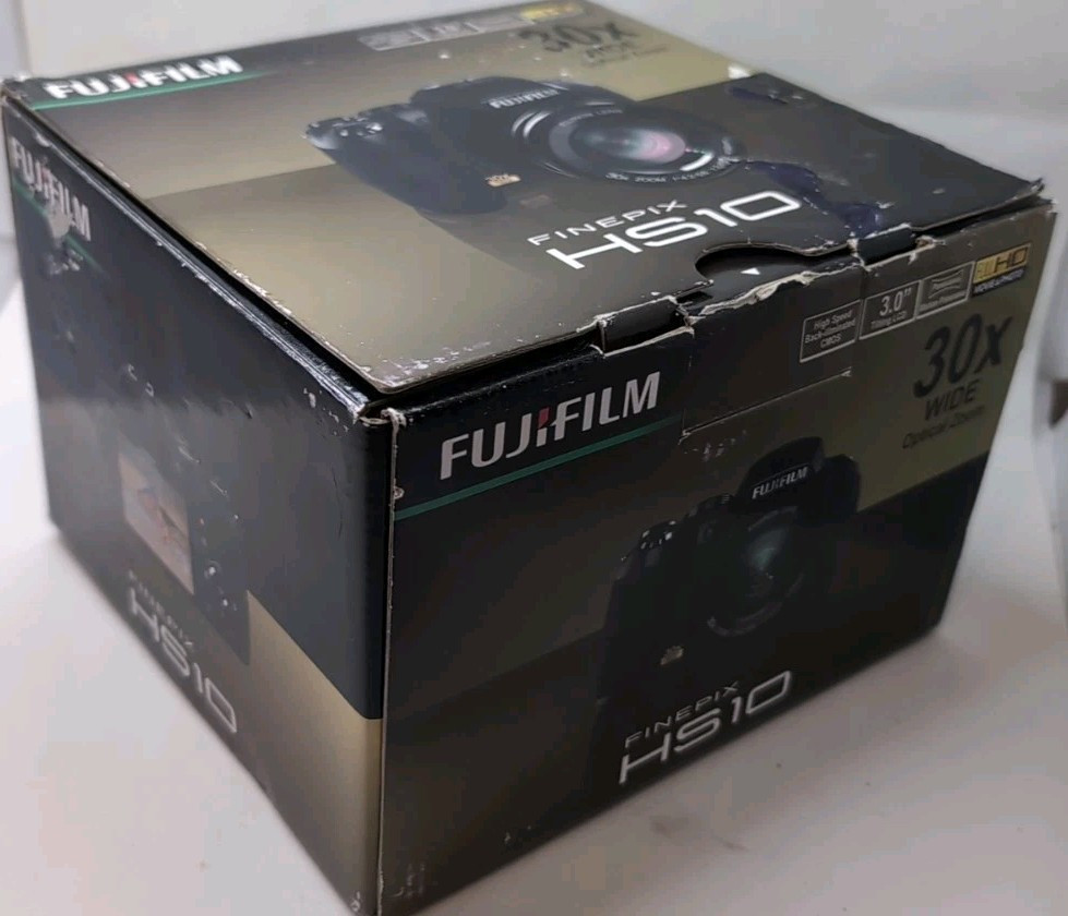 Fujifilm FinePix HS Series HS10 / HS11 10.3MP Digital Camera Fujifilm FinePix HS Series HS10 / HS11 10.3MP Digital Camera
