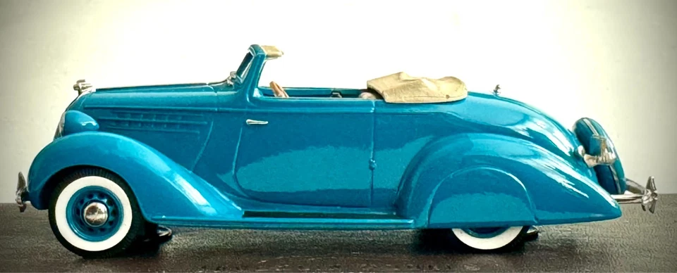 Brooklin BML 16 - 1936 Terraplane Custom Six convertible cupé - azul Hudson Foto 4 de 4