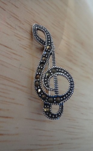 Sterling Silver 31x12mm Marcasite Treble Clef Music Pin - Picture 6 of 8