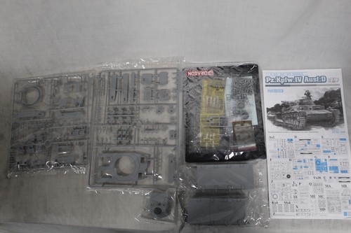 Dragon #6265 Pz.Kpfw.IV 1:35- Model Kit - Picture 3 of 5