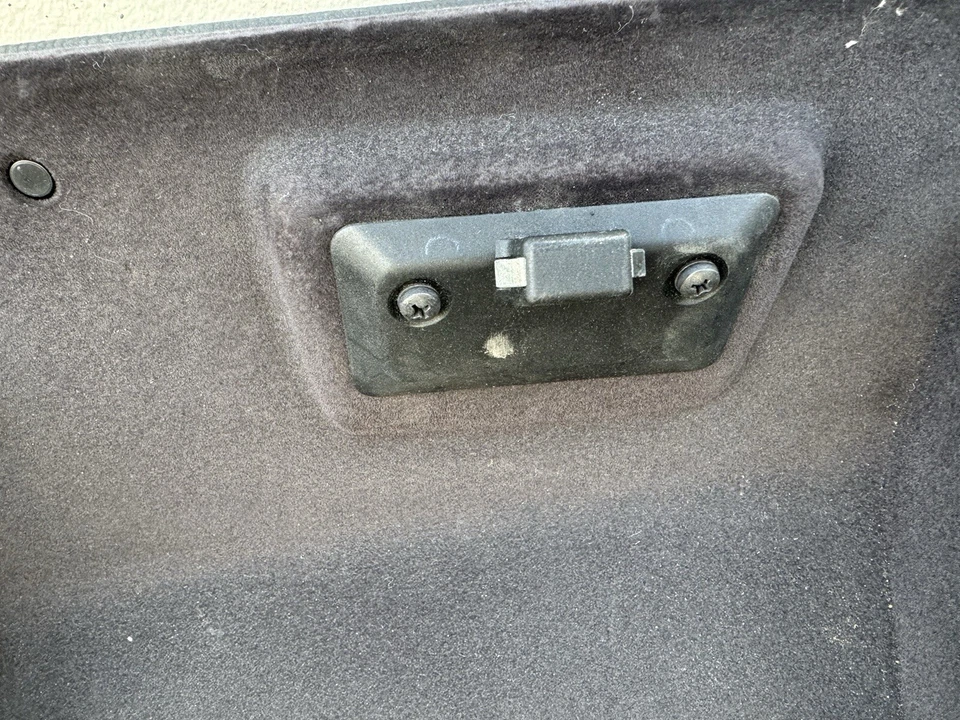 BMW 328I 2006-2008 FABRICANTE DE EQUIPOS ORIGINALES TABLERO GUANTERA MONTAJE COMPARTIMENTO DE ALMACENAMIENTO Foto 4 de 4