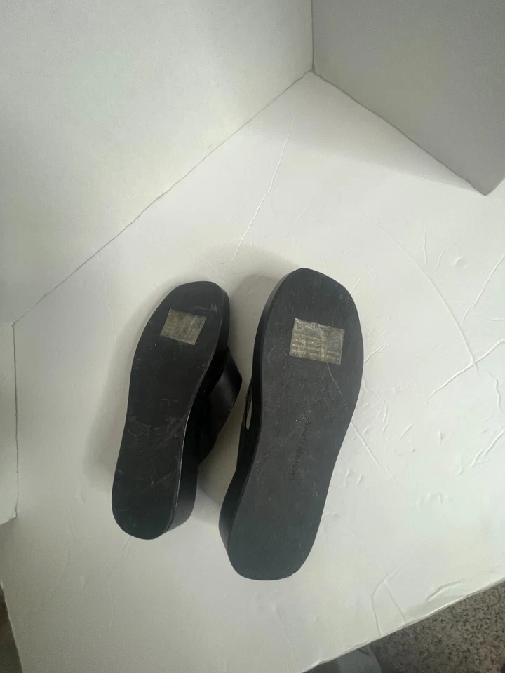 Sandalias chanclas SAKS FIVE AVENUE TASHA plataforma cuero negro talla 6M Foto 4 de 4