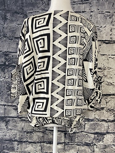 Diane von Furstenberg Blouse Shirt Womens Size 0 Silk White Black Monochrome - Picture 3 of 10