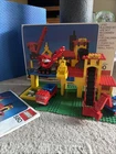 LEGO LEGOLAND Town Brick Yard Set 580 Complete with Manual And Box WORKING CRANE
