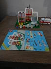 Lego 6380 Emergency Treatment Center 100% Complete w Minifigures & Instructions