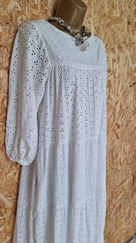 ANTHROPOLOGIE WHITE COTTON 'ELLY' BRODERIE ANGLAISE TIERED MIDI DRESS SIZE 6/8 - Picture 3 of 10
