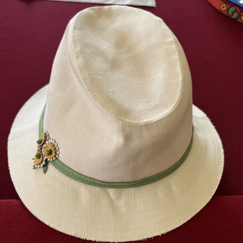 American Eagle Women’s White Canvas Fedora Hat Green band/Yellow Tiny flowers OS - Picture 3 of 13