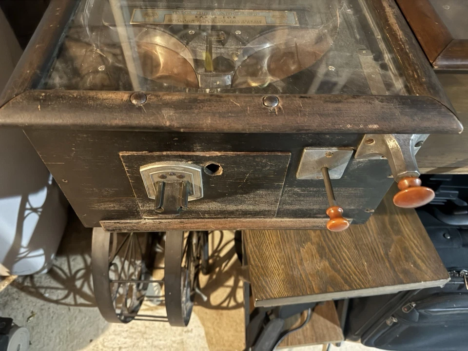 Pinball Gottlieb Big Broadcast 1933 preguerra Foto 2 de 4