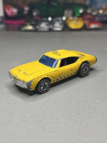 Hot Wheels Redline, Maxi Taxi, Olds 442, Hong Kong