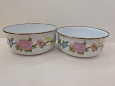 M. Kamenstein Floral Mixing Nesting Bowls Vintage 1983 Enamelware Set of 2