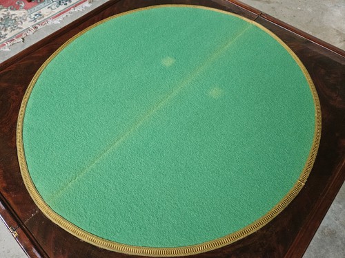 TAVOLO DA GIOCO IN MOGANO STILE LUIGI XVI EPOCA XIX SECOLO RESTAURATO - Foto 15 di 23