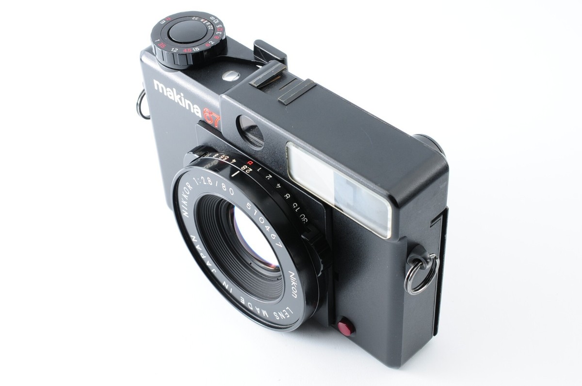 PLAUBEL makina 67 medium format film camera + NIKKOR 80mm F2 PLAUBEL makina 67 medium format film camera + NIKKOR 80mm F2