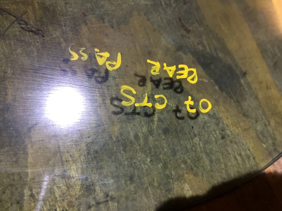 03 04 05 06 07 CADILLAC CTS PASO DERECHO PUERTA TRASERA CRISTAL VENTANA OEM Foto 3 de 4