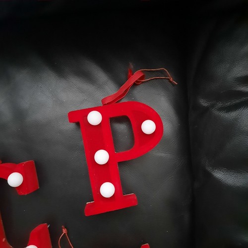 ALFABETO CHUCHERÍA DE MADERA DECORACIÓN ÁRBOL DE NAVIDAD PERLAS INICIALES BRILLO ETIQUETA DE REGALO - Imagen 20 de 34