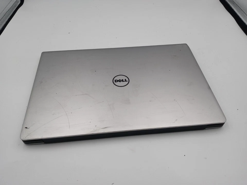 Dell XPS 13 9360 13" Laptop Intel i3-7100U 4GB RAM - CRACKED SCREEN - READ -RR - Image 4 of 4