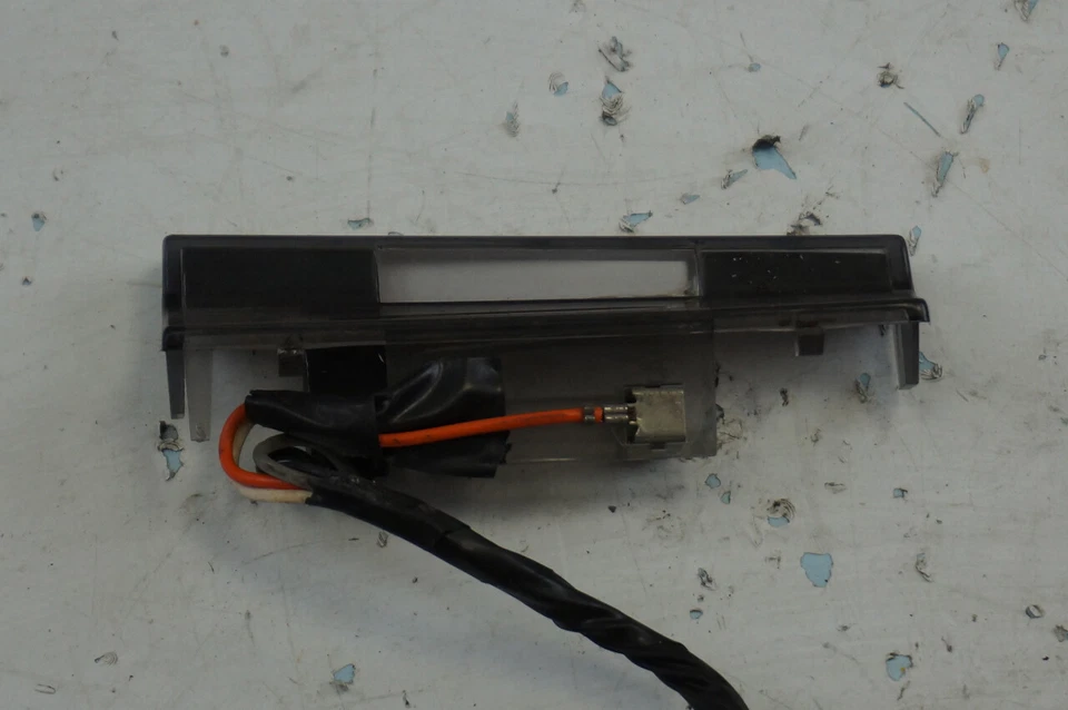 Manija de puerta derecha derecha Chevy Corvette C4 1994-1996 luz de cortesía usada 16501358 Foto 2 de 4