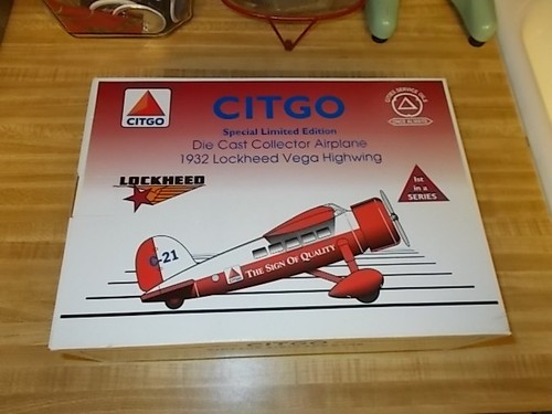 1992 1st in SERIES LOCKHEED 1932 VEGA CITGO LIBERTY CLASSIC SPEC CAST TOY - Picture 4 of 9