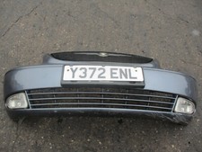 CHRYSLER VOYAGER 2000 FRONT BUMPER COMPLETE GREY DAMGED