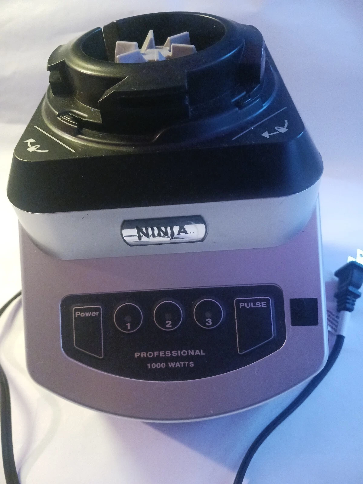 Ninja Blender Motor Base only NJ600 1000 watt Professional .