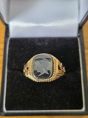 Siegelring 9 kt Gold römischer Zenturio Hämatit Größe W Gewicht 4,36 Gramm
