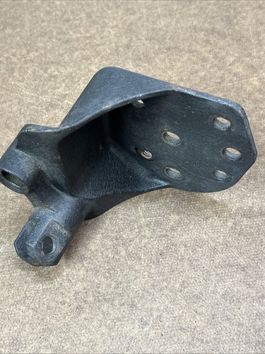 Soporte de cambio de montaje de estribo izquierdo genuino Harley Davidson FXST OEM 33683-90 - Imagen 13 de 13