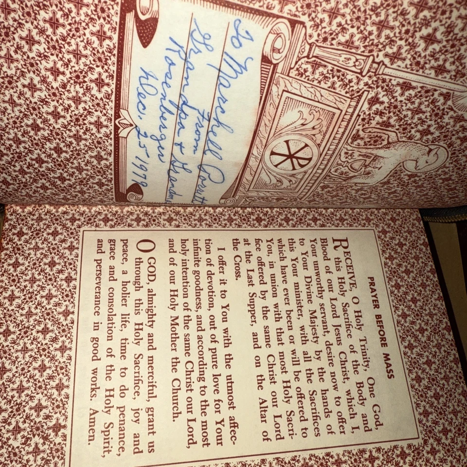 St Joseph Sunday Missal Built-In Embossed Leather Cover w/Zipper & Cross 1963 Ib - Image 2 of 4