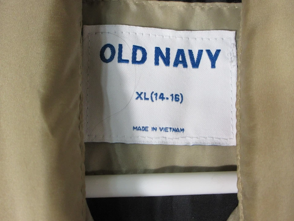 Colete acolchoado Old Navy masculino sem mangas com zíper completo tamanho XL (14/16) cáqui - Imagem 4 de 4