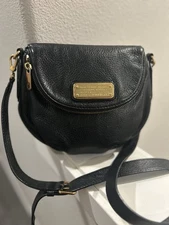 MARC by Marc Jacobs Classic Q Natasha Crossbody Handbag Black Leather Brass Logo