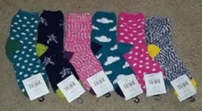 NWT 1 Pr Women's Fuzzy Fluffy Socks  by Yacht & Smith New Add Prs $.75 ship ea.