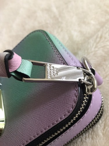 Neu mit Etikett Marc Jacobs Snapshot Airbrush Leder Umhängetasche - KEIN RIEMEN - - Bild 14 von 24