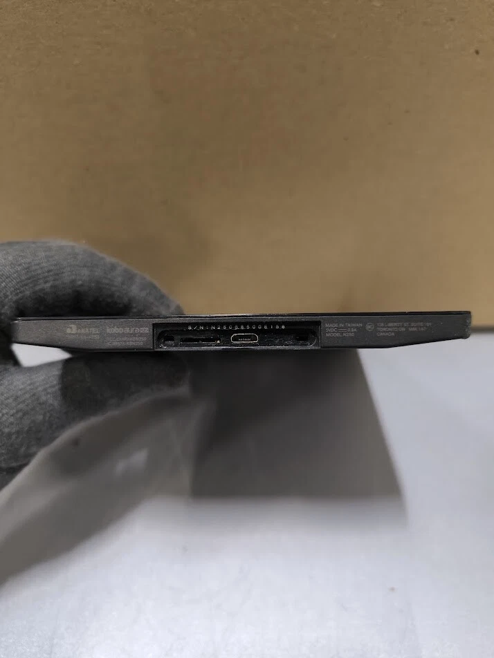 Kobo N250 E - Reader - Gebraucht, Nein Ladegerät, Kosmetik Kleidung - Bild 2 von 4