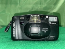 Fuji Discovery 900 Zoom Plus Point & Shoot 35mm Film Camera 38-85mm