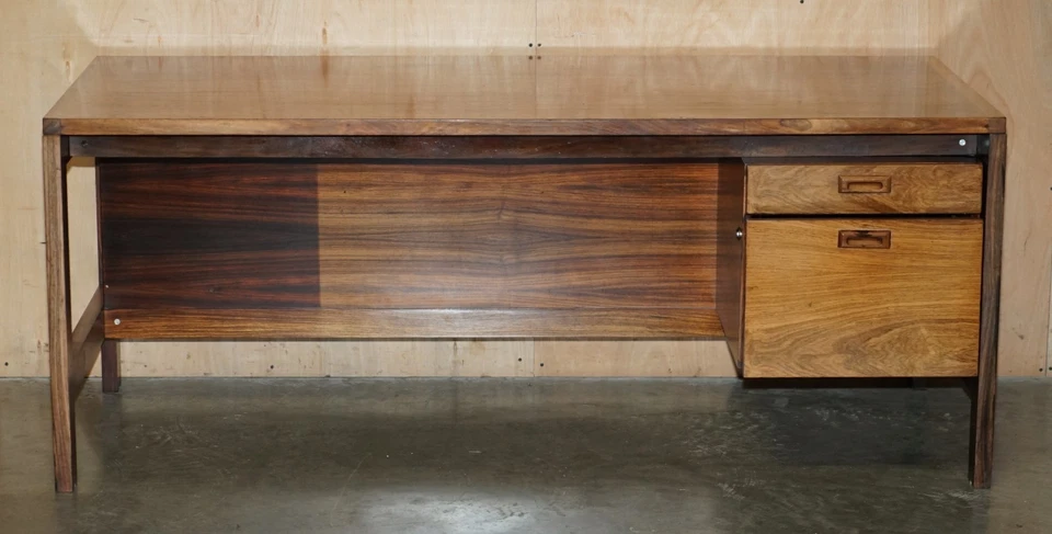 УНИКАЛЬНЫЙ СОВРЕМЕННЫЙ БРАЗИЛЬСКИЙ ОФИСНЫЙ СТОЛ СЕРЕДИНЫ ВЕКА ЧАСТЬ БОЛЬШОГО КОМПЛЕКТА - Изображение 3 из 4