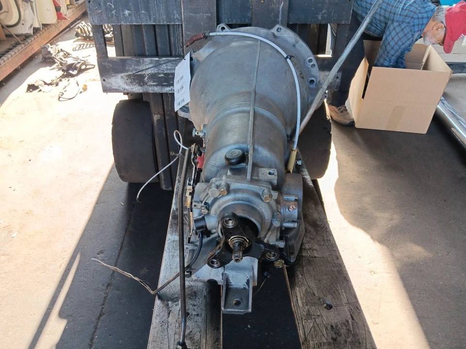 1986-1989 Mercedes 107 560SL Transmission Drivetrain Gearbox 4 Speed 1072705301 Foto 4 de 4