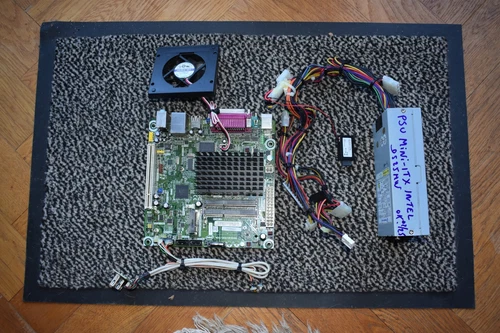 CARTE MÈRE INTEL D525MW ATOM 1,8 GHz 2Gb DDR3 ram GIGABIT MINI-ITX+PSU