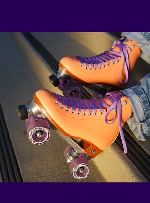 Moxi Beach Bunny Roller Skates Size Peach With Box And Toe Caps  701810979455|