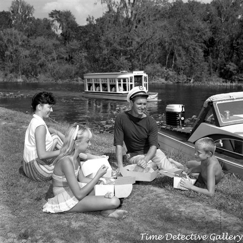 Picnicking Riverside, Silver Springs, Florida - circa 1950 - Vintage Photo Print